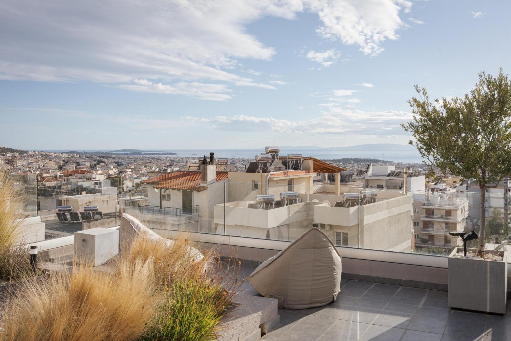 Glyfada Panoramic Penthouse Apartment *